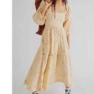 Free People Dahlia Flower Embroidered Cottagecore Cream Spring Maxi Dress Sz XS